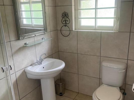 Purcrest Guest House - 287881