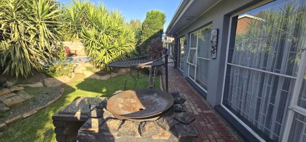 GerSan Oasis Guesthouse - 287912