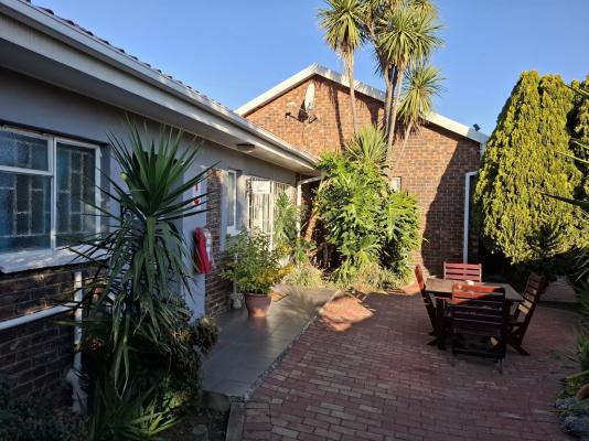 GerSan Oasis Guesthouse - 287920