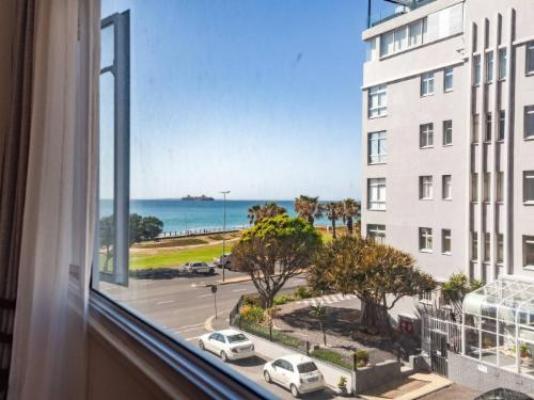 Luxcape 204 Shoreham - Sea view