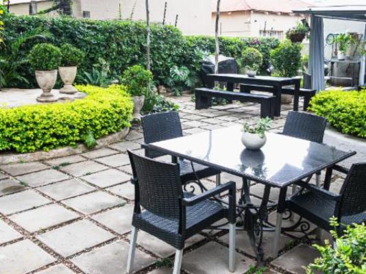 Muckleneuk Manor B&B - Patio