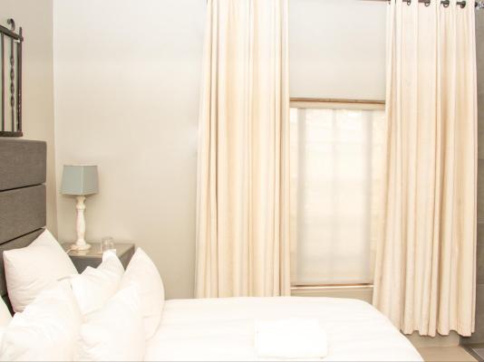 Muckleneuk Manor B&B - 288046