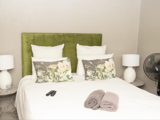 Muckleneuk Manor B&B - 288053