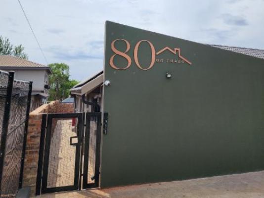 80 on Thabo - Facade or entrance
