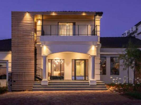 The Feather Hill Boutique Hotel - Facade or entrance