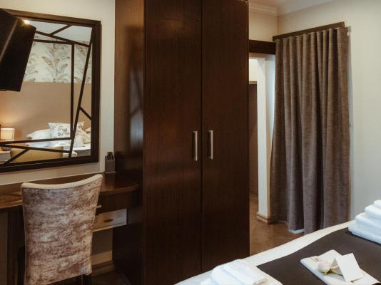 The Feather Hill Boutique Hotel - 288160