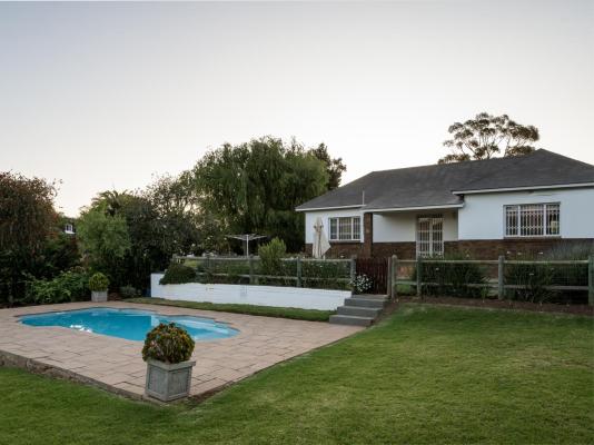 La Felicita Villas & Red Victorian Mansion - 288181
