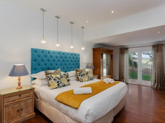La Felicita Villas & Red Victorian Mansion - 288247