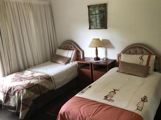 Room image 1