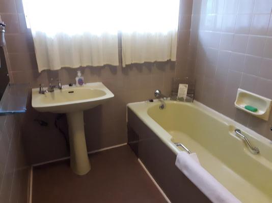 Room image 10