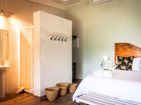 Room image 2