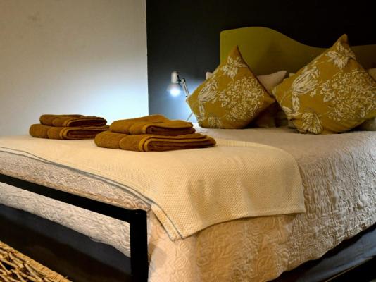 Room image 3