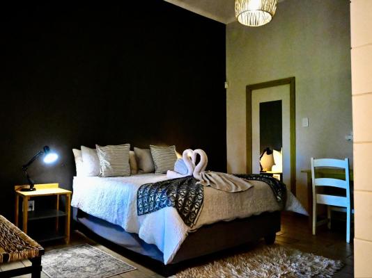 Room image 5