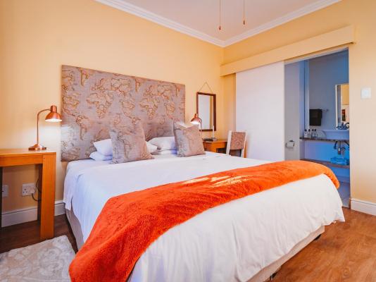 Room image 3