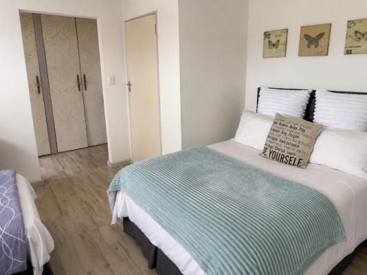 Bay Breeze Guesthouse - 289093