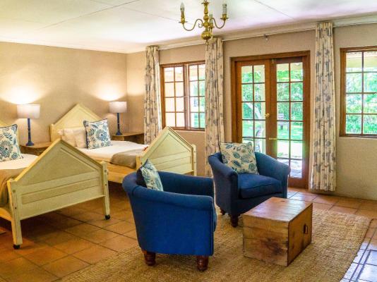 Halliwell Country Inn - 289290