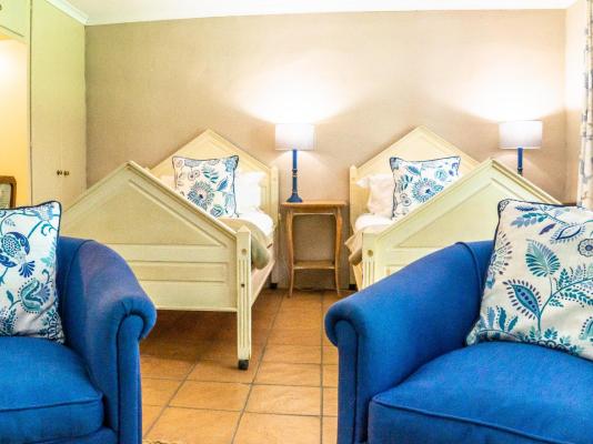 Halliwell Country Inn - 289291