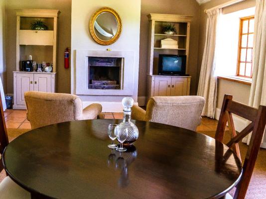Halliwell Country Inn - 289299