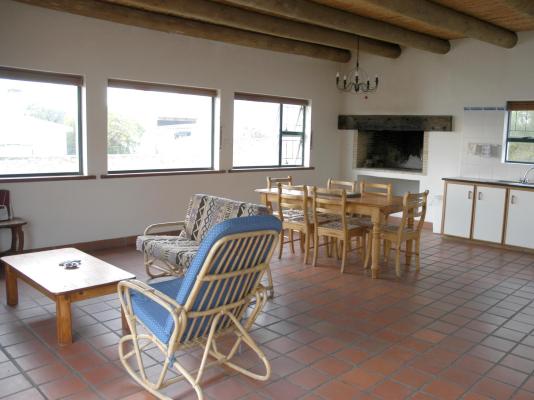Room image 4
