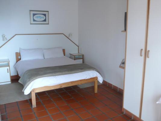 Room image 4