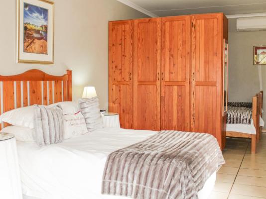 Blommenberg Guest House - 289373