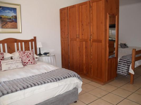 Blommenberg Guest House - 289378