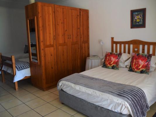 Room image 1