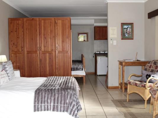 Blommenberg Guest House - 289381