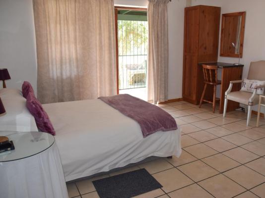 Room image 1