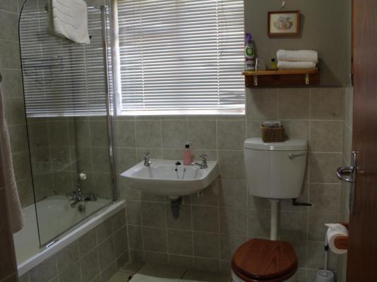 Room image 6