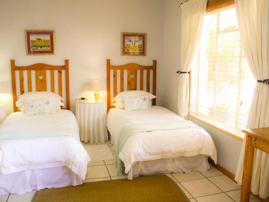 Room image 5