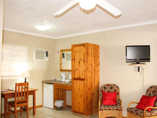Blommenberg Guest House - 289407