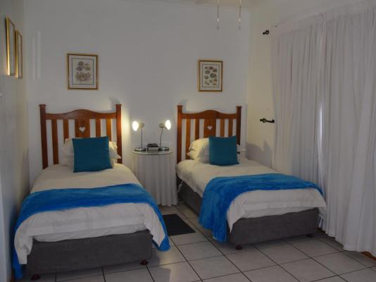 Room image 2