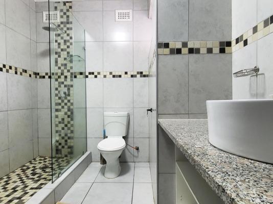 Jessica's Self Catering - 289519