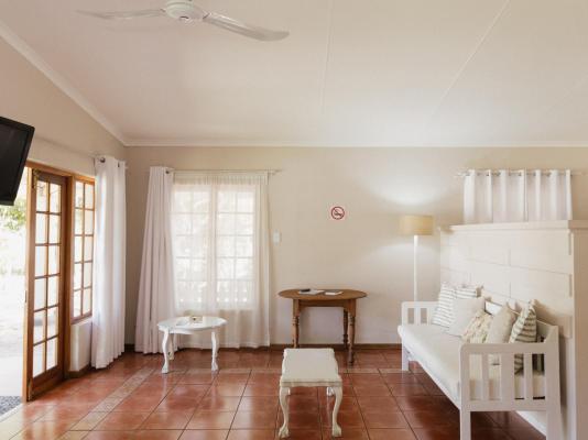 Room image 4