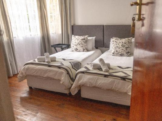Somerset Guest Lodge - 289596