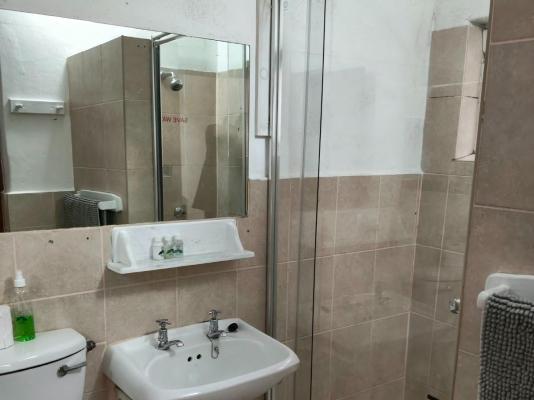 Somerset Guest Lodge - 289598