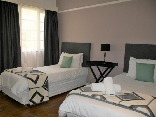 Somerset Guest Lodge - 289600