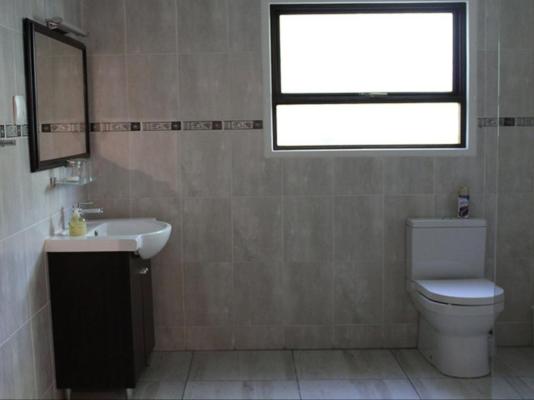 Somerset Guest Lodge - 289603