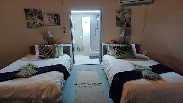 Room image 1