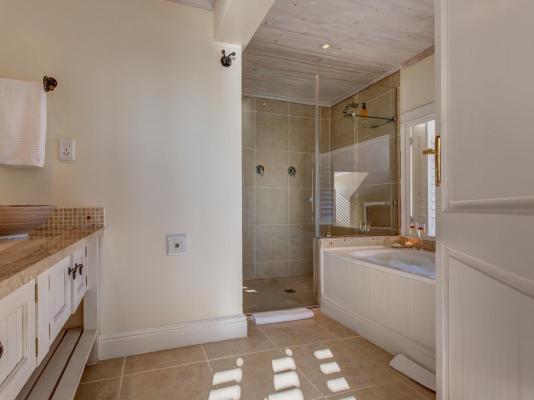 Amanzi Island Boutique Hotel - 289891