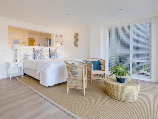 Room image 1