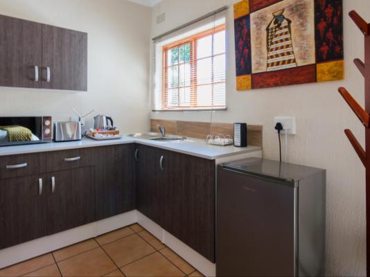 Room image 3