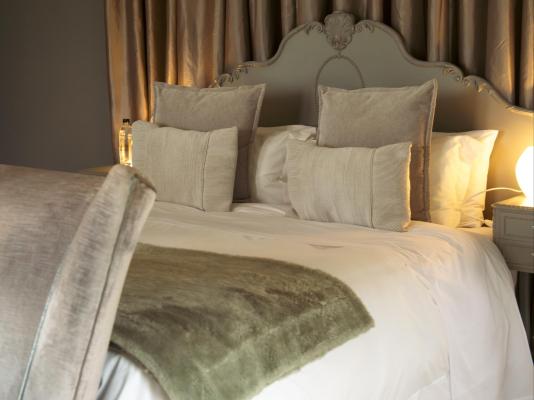 Room image 9