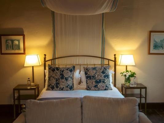 Room image 15