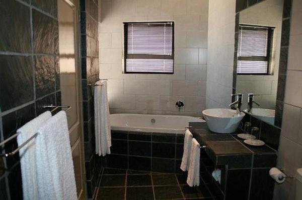 Room image 1