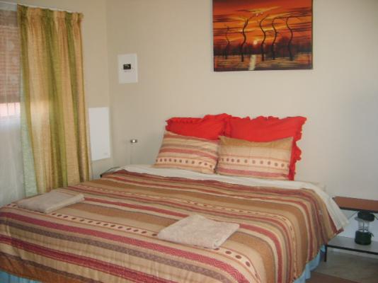 King size Bed