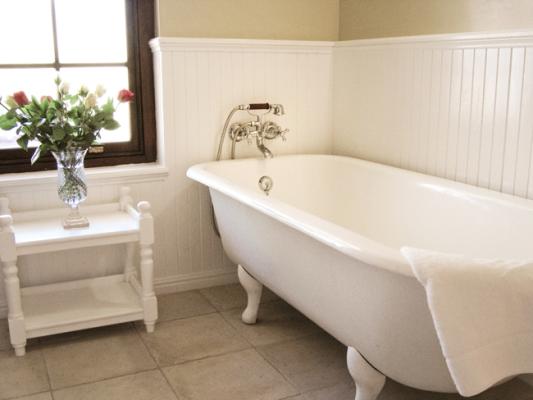Room image 4