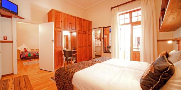Room image 3