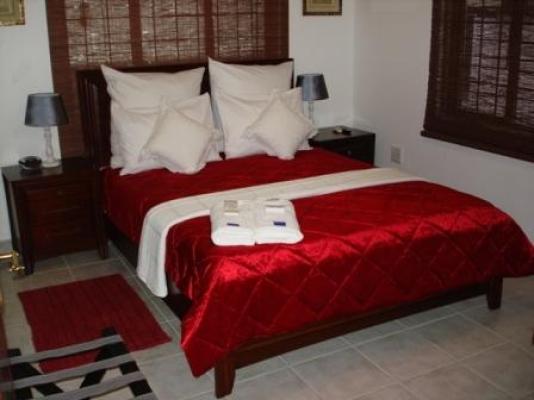 Room image 3